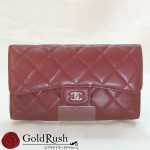 CHANEL　シャネル　マトラッセ　三つ折り長財布　ラムスキン　赤　キルティング　ココマーク　レディース